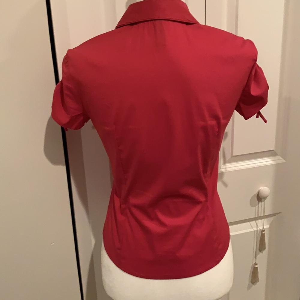 2/10 Laundry by Shelli Segal Pink Short Sleeve Top $10 - Picture 2 of 6